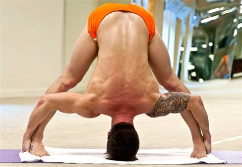 what to expect during your first bikram yoga class