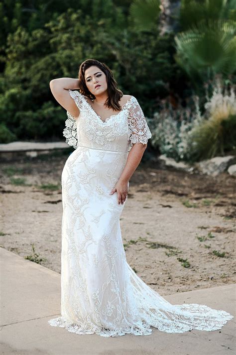 gallery the curvy babe bridal collection lets you show off your