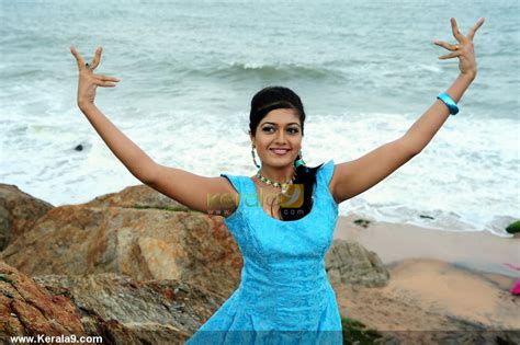 Hot South Indian Actress Photos Movies Reviews News Wallpapers