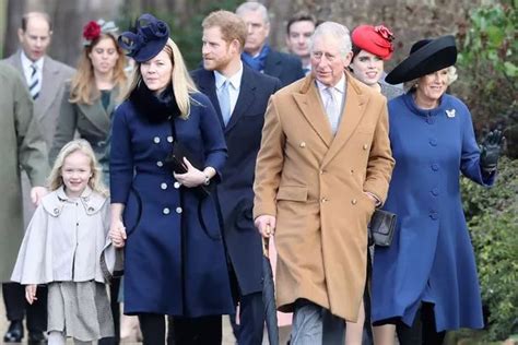 royal familys body language secrets revealed including  queens  piggy face