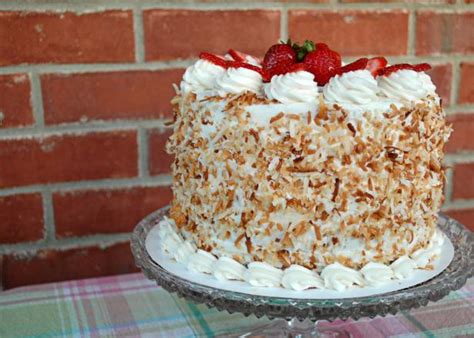 strawberry cake recipe hgtv
