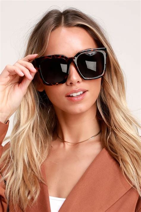 ad edna tortoise oversized sunglasses lulus price 10 00 a diva