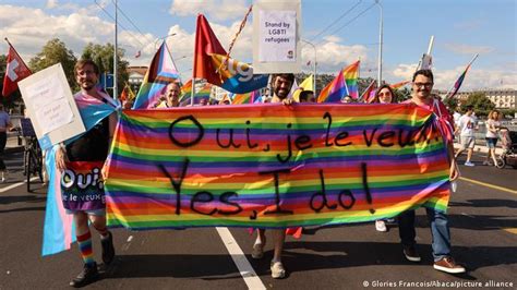 Le Référendum Sur Le Mariage Homosexuel En Suisse Expliqué Favilan