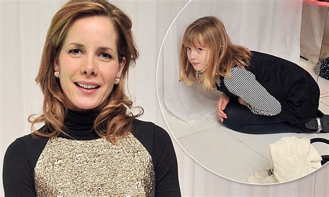 darcey bussell s daughter zoe plays around at nutcracker premiere daily mail online