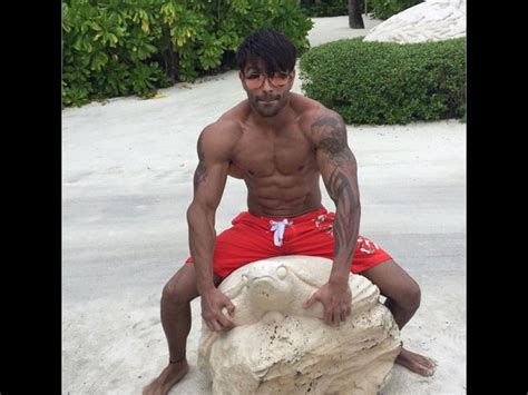 We Bet These Super Hot Pictures Of Karan Singh Grover Will Surely Give