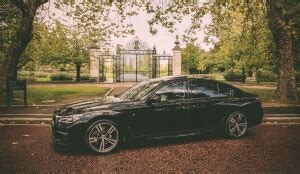 luxury car hire  chauffeur  london  vehicles llc