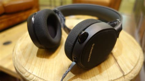steelseries arctis  review trusted reviews