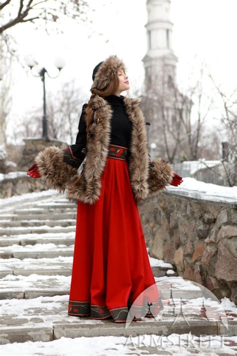 costume shop folk costume style russe kaftan costume ethnique royal ball medieval clothing
