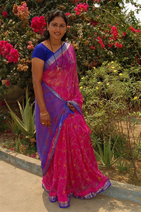 Andhamina Bhamalu South Indian Aunty
