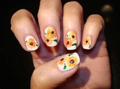 freehand sunflowers nail art design httpinstagramcomnaq nail