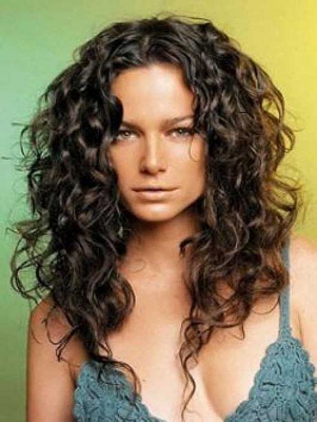 Womens Long Curly Hairstyles