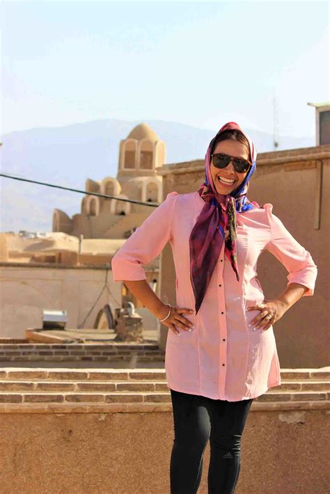 a guide for solo females traveling to iran alibabatrek