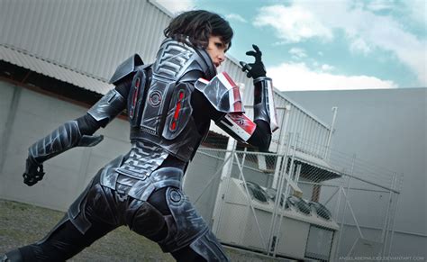 Amazing Mass Effect Female Shepard Cosplay — Geektyrant