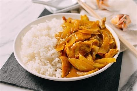 15 minute chicken curry takeout style the woks of life