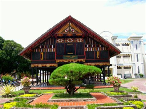 gambar rumah adat suku mandar populer top gambar rumah