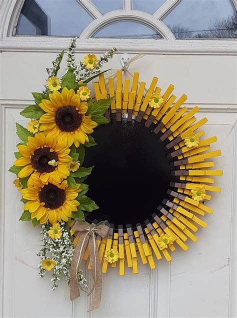 pin  joey beth  craft ideas   sunflower wreath