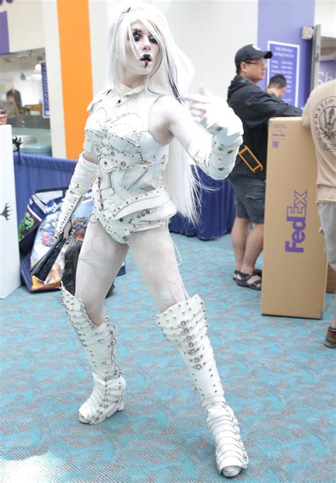 21 most eye popping cosplay costumes at comic con 2014 us tv feature digital spy