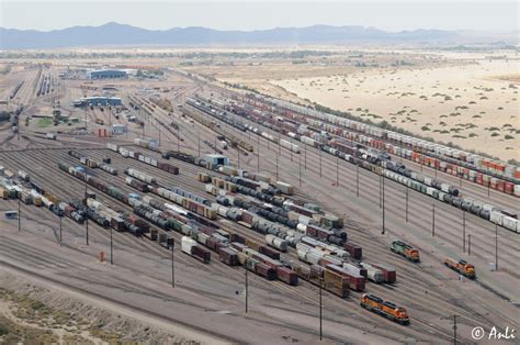 barstow ca yard foto bild gleise eisenbahn verkehr fahrzeuge