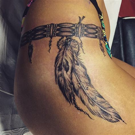 Pin By Marvin On Tattoo Ideas Indian Feather Tattoos Feather Hip