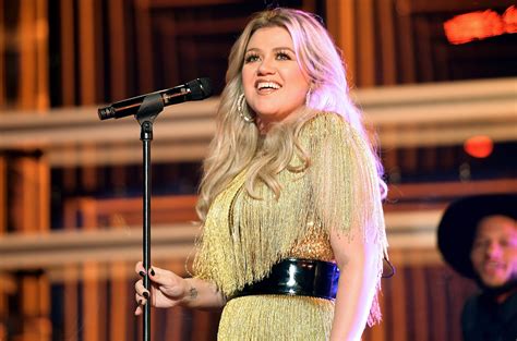 Macy S 4th Of July Fireworks Show Lineup Kelly Clarkson And More