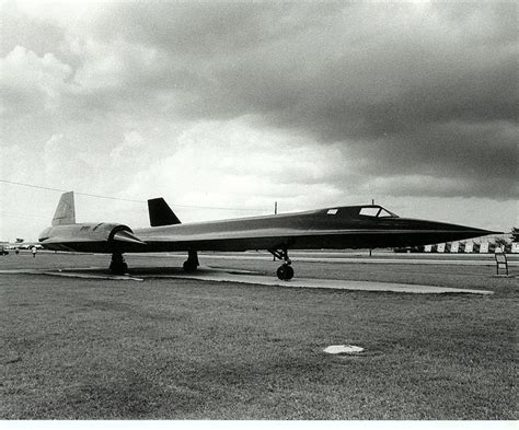 120 Best Images About Sr 71 On Pinterest Military Aircraft Planes