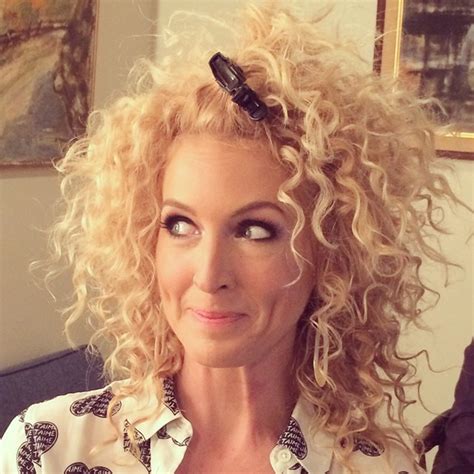 What Kimberly Schlapman Of Little Big Town Uses On Her Curly Hair
