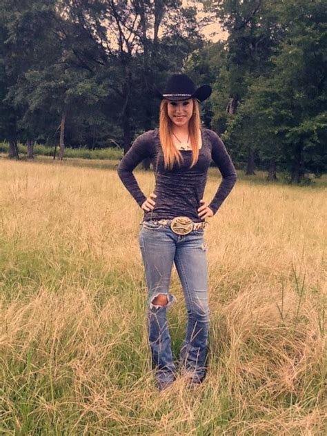pin by ihram imet on cowgirl in 2019 country girl style hot country girls country girls outfits