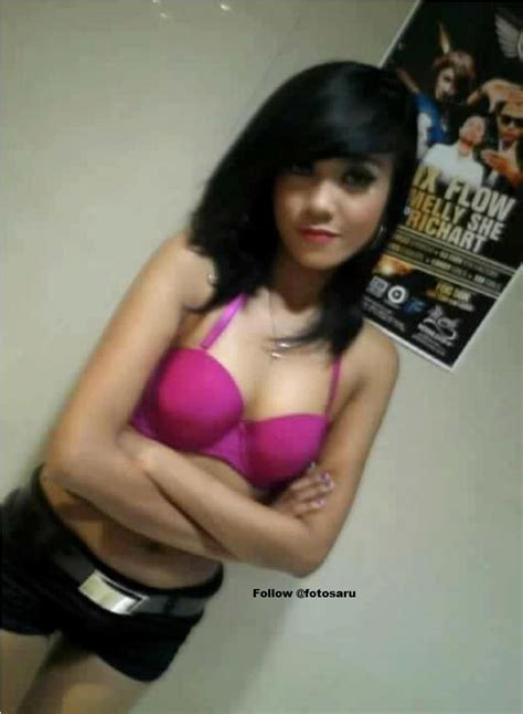 galeri foto gadis indonesia yang sexsi foto abg bugil memek montok sange tante ngentot