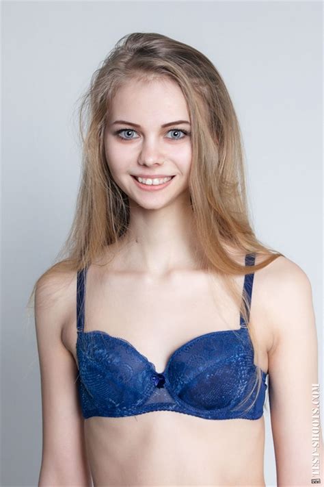 skinny teenager iris naked casting test shoots photo
