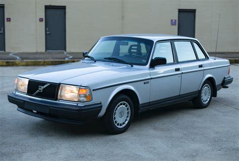 reserve  volvo   speed  sale  bat auctions sold    january