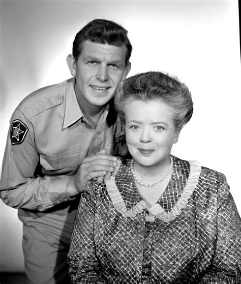 the andy griffith show the sad parts of aunt bee s life that fans
