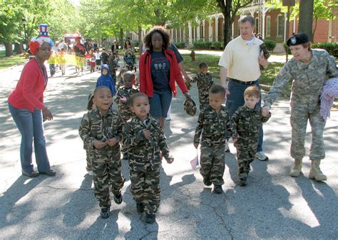 childrens parade ends month  military child article  united