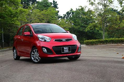 post gst naza kia malaysia cuts prices    rm picanto remains unchanged buying