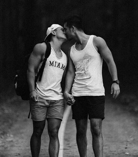 Parejas Goals Tumblr Tumblr Gay Man 2 Man Men Kissing Gay Aesthetic
