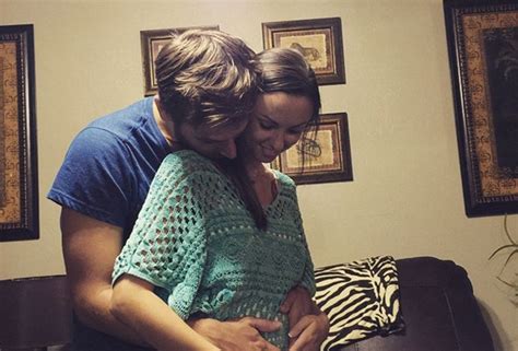 Wtf Watch This Husband Surprise His Wife With Big News… That Shes