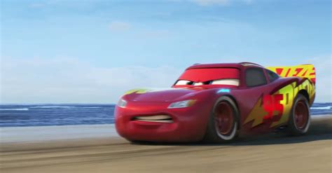 Latest Cars 3 Trailer Shows Lightning Mcqueens Triumphant Return
