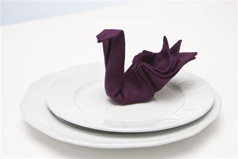 fold swan dinner napkins hunker wedding napkin folding wedding dinner napkins cloth