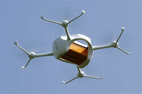 ces   flying camera drone  lily robotics earns   pre orders