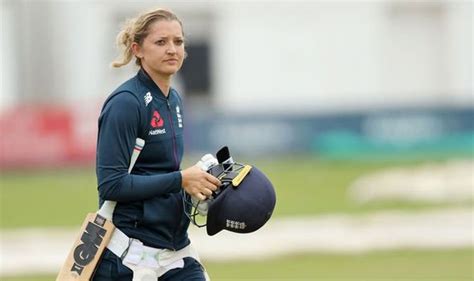 Women S Ashes England Star Sarah Taylor Hoping Australia Experience