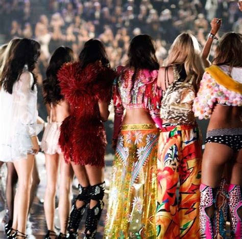 Behind The Scenes At Victoria’s Secret Fashion Show 2014