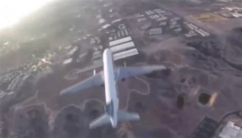 video shows drone coming close  plane landing  las vegas denver thedenverchannelcom