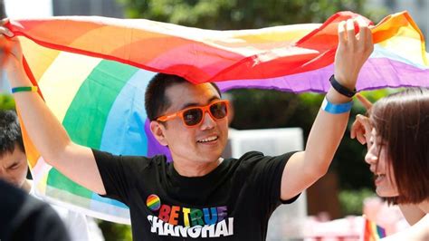 chinese gay video ban sparks online backlash china chinese social media chinese man online