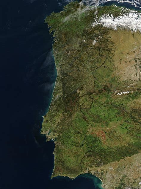 Map of Portugal (Satellite Map) : Worldofmaps.net - online