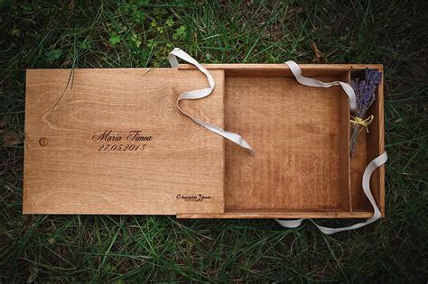 Wood Album Box Medium 35x25cm Genuine Strap