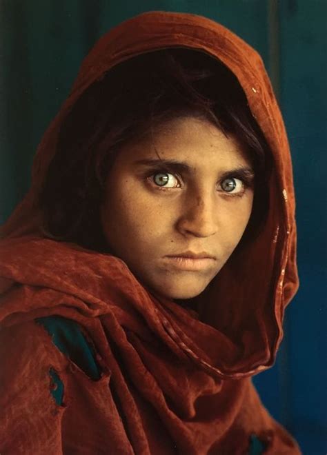 steve mccurry  afghan girl sharbat gula refugee catawiki