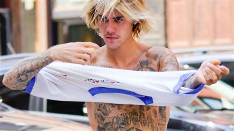 justin bieber gets new ‘grace face tattoo above his