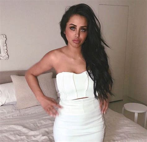 Marnie Simpson Instagram Fans Wowed By Sizzling Photo Daily Star