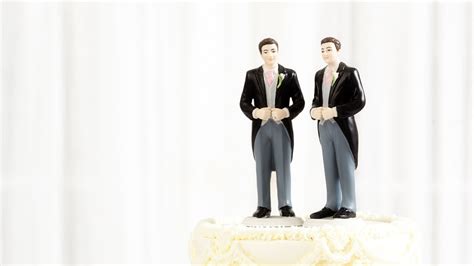 why can t wedding cakes be gay integral life