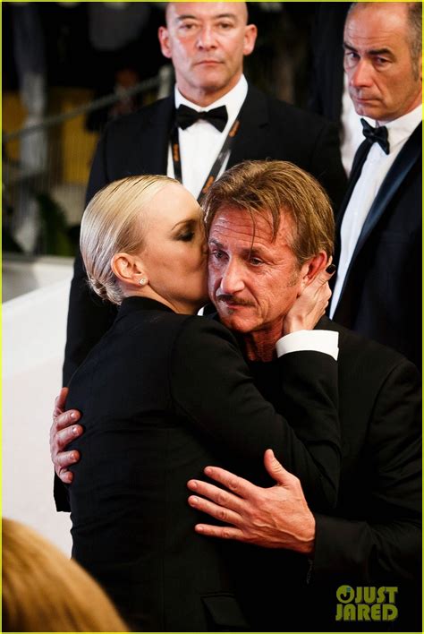 charlize theron denies she was engaged to sean penn