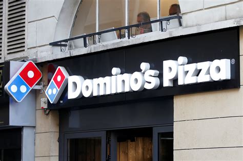 local italian pizza shops beat dominos restaurant chain exits italy ibtimes